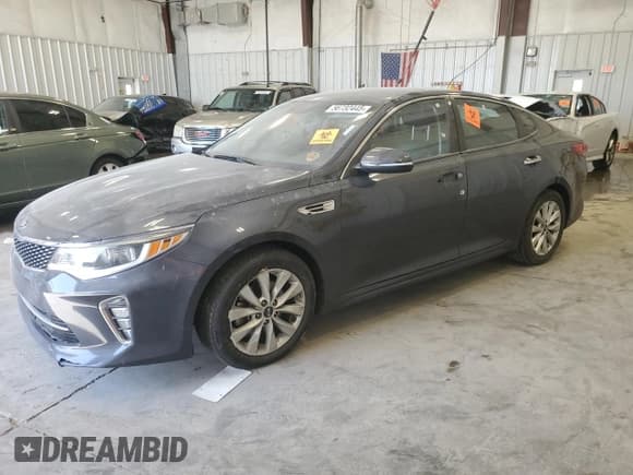✅ 2018 Kia Optima S • VIN: 5XXGT4L39JG221888 • Lot: 56732445. Listed on Copart with 70,722 mi. Free auction sales archive from the USA and detailed vehicle history report at DreamBid. Image 1.