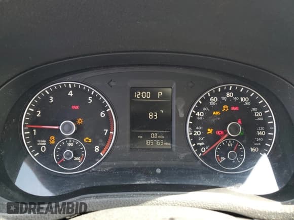 ✅ 2014 Volkswagen Passat S • VIN: 1VWAP7A31EC011318 • Lot: 56910655. Listed on Copart with 185,763 mi. Free auction sales archive from the USA and detailed vehicle history report at DreamBid. Image 9.