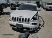 ✅ 2018 Jeep Cherokee Limited • VIN: 1C4PJLDBXJD525229 • Lot: 56570755. Listed on Copart with 52,088 mi. Free auction sales archive from the USA and detailed vehicle history report at DreamBid. Image 13.