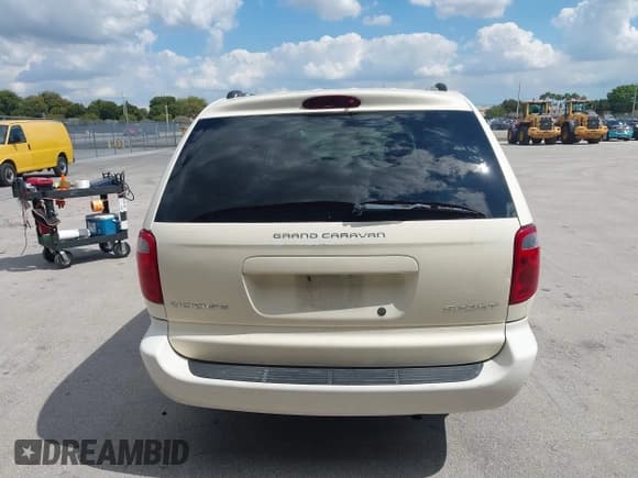 ✅ 2003 Dodge Caravan Sport • VIN: 2D4GP443X3R171373 • Lot: 41645178. Listed on IAAI with 163,358 mi. Free auction sales archive from the USA and detailed vehicle history report at DreamBid. Image 16.