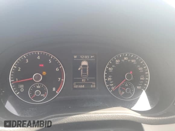 ✅ 2013 Volkswagen Passat SE • VIN: 1VWBH7A31DC034890 • Lot: 61675855. Listed on Copart with 181,444 mi. Free auction sales archive from the USA and detailed vehicle history report at DreamBid. Image 9.