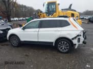 ✅ 2019 Volkswagen Tiguan SE • VIN: 3VV2B7AX6KM128090 • Lot: 43793921. Listed on IAAI with 71,020 mi. Free auction sales archive from the USA and detailed vehicle history report at DreamBid. Image 14.