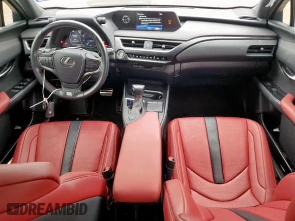 ✅ 2022 Lexus UX 200 F Sport • VIN: JTHE3JBH7N2047381 • Лот: 65420715. Опубликован ранее на Copart с пробегом 71 864 миль. Бесплатный доступ к архиву аукционных продаж из США и подробный отчёт об истории автомобиля на DreamBid. Изображение 8.