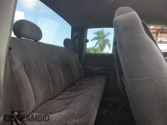 ✅ 1999 Chevrolet Silverado 1500 LS • VIN: 2GCEK19T7X1226165 • Lot: 82257595. Wystawiony na Copart z przebiegiem 275 009 mil. Bezpłatny archiwum sprzedaży aukcyjnych z USA i szczegółowy raport historii pojazdu na DreamBid. Zdjęcie 10.