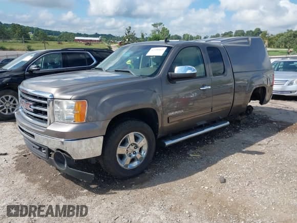 ✅ 2012 GMC Sierra 1500 SLE • VIN: 1GTR2VE70CZ225930 • Lot: 42590069. Wystawiony na IAAI z przebiegiem 157 077 mil. Bezpłatny archiwum sprzedaży aukcyjnych z USA i szczegółowy raport historii pojazdu na DreamBid. Zdjęcie 2.