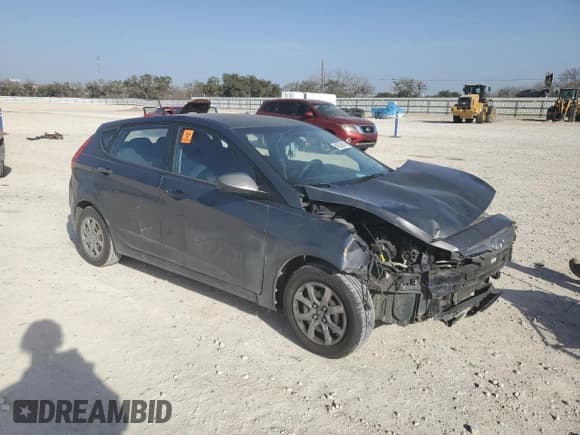 ✅ 2013 Hyundai Accent GS • VIN: KMHCT5AE6DU082550 • Лот: 48239415. Опубликован ранее на Copart с пробегом 160 413 миль. Бесплатный доступ к архиву аукционных продаж из США и подробный отчёт об истории автомобиля на DreamBid. Изображение 4.