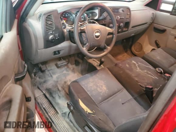 ✅ 2011 Chevrolet Silverado 2500HD • VIN: 1GB2KVCG7BZ444827 • Лот: 72022815. Опубликован ранее на Copart с пробегом 174 638 миль. Бесплатный доступ к архиву аукционных продаж из США и подробный отчёт об истории автомобиля на DreamBid. Изображение 8.