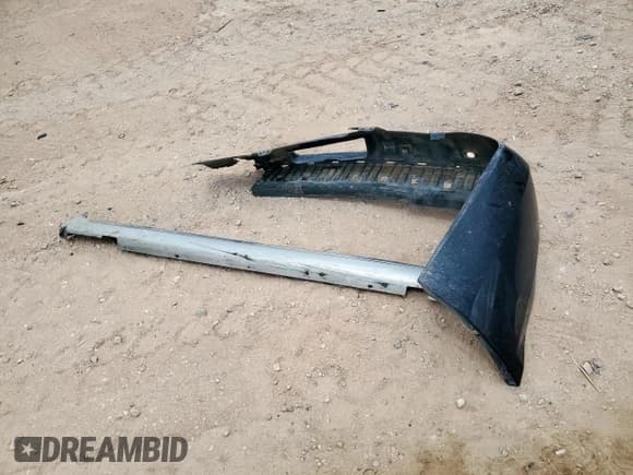 ✅ 2007 Chevrolet Suburban LTZ • VIN: 1GNFC160X7R261695 • Lot: 62541455. Listed on Copart with Not provided. Free auction sales archive from the USA and detailed vehicle history report at DreamBid. Image 13.