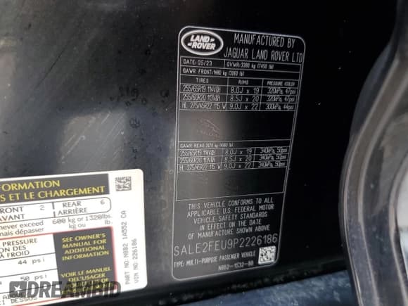 ✅ 2023 Land Rover Defender X-Dynamic SE • VIN: SALE2FEU9P2226186 • Lot: 43362315. Wystawiony na Copart z przebiegiem Nie podano. Bezpłatny archiwum sprzedaży aukcyjnych z USA i szczegółowy raport historii pojazdu na DreamBid. Zdjęcie 14.