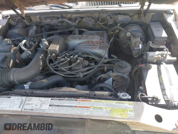 ✅ 1997 Ford Explorer XLT • VIN: 1FMDU32P3VZA18590 • Lot: 42694445. Listed on IAAI with 137,939 mi. Free auction sales archive from the USA and detailed vehicle history report at DreamBid. Image 6.