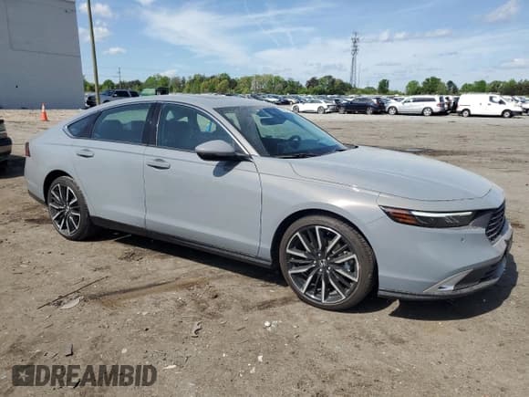 ✅ 2024 Honda Accord Touring • VIN: 1HGCY2F80RA079676 • Lot: 53494695. Listed on Copart with 23,378 mi. Free auction sales archive from the USA and detailed vehicle history report at DreamBid. Image 4.