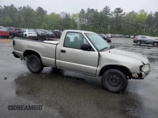 ✅ 1998 Isuzu Hombre S • VIN: 1GGCS1447W8668476 • Lot: 61903395. Wystawiony na Copart z przebiegiem 65 020 mil. Bezpłatny archiwum sprzedaży aukcyjnych z USA i szczegółowy raport historii pojazdu na DreamBid. Zdjęcie 4.