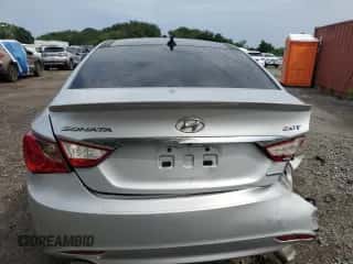 ✅ 2013 Hyundai Sonata SE • VIN: 5NPEC4AB5DH687828 • Lot: 66776055. Listed on Copart with 124,204 mi. Free auction sales archive from the USA and detailed vehicle history report at DreamBid. Image 6.