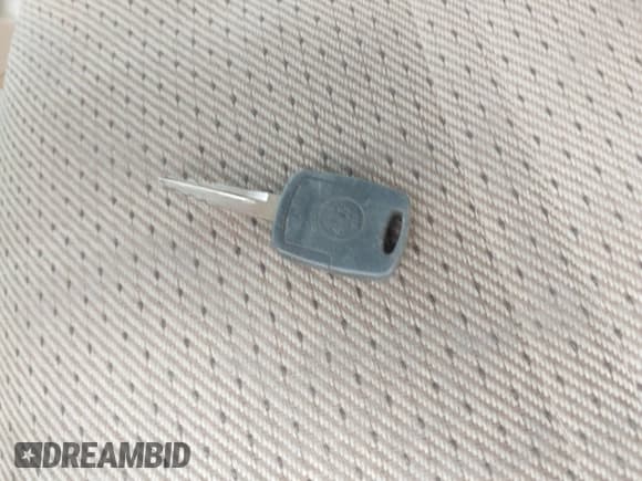 ✅ 2000 Ford Explorer XLS • VIN: 1FMZU62X2YZC51064 • Lot: 42562123. Wystawiony na IAAI z przebiegiem 188 785 mil. Bezpłatny archiwum sprzedaży aukcyjnych z USA i szczegółowy raport historii pojazdu na DreamBid. Zdjęcie 11.