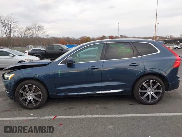 ✅ 2018 Volvo XC60 Inscription • VIN: YV4A22RL9J1042389 • Lot: 43665707. Listed on IAAI with 75,177 mi. Free auction sales archive from the USA and detailed vehicle history report at DreamBid. Image 14.