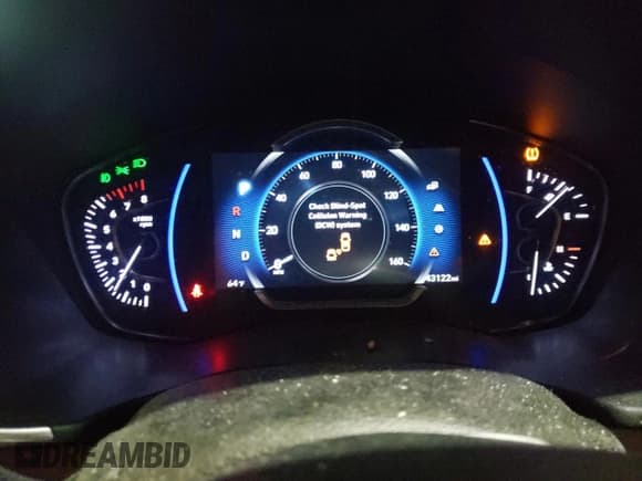 ✅ 2020 Hyundai Santa Fe SEL • VIN: 5NMS33AD0LH191006 • Lot: 43800703. Wystawiony na Copart z przebiegiem 43 122 mil. Bezpłatny archiwum sprzedaży aukcyjnych z USA i szczegółowy raport historii pojazdu na DreamBid. Zdjęcie 9.