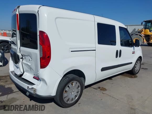 ✅ 2016 Ram ProMaster City Cargo Tradesman SLT • VIN: ZFBERFBT6G6C62642 • Lot: 43689694. Listed on IAAI with 192,164 mi. Free auction sales archive from the USA and detailed vehicle history report at DreamBid. Image 4.