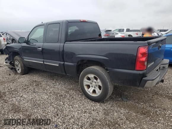 ✅ 2006 Chevrolet Silverado 1500 LT3 • VIN: 1GCEC19T56Z296198 • Лот: 45704525. Опубликован ранее на Copart с пробегом 213 430 миль. Бесплатный доступ к архиву аукционных продаж из США и подробный отчёт об истории автомобиля на DreamBid. Изображение 2.