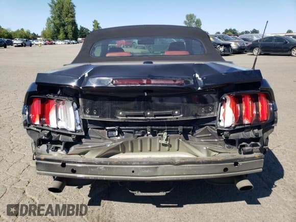 ✅ 2017 Ford Mustang GT Premium • VIN: 1FATP8FF7H5235678 • Lot: 62402565. Wystawiony na Copart z przebiegiem 79 988 mil. Bezpłatny archiwum sprzedaży aukcyjnych z USA i szczegółowy raport historii pojazdu na DreamBid. Zdjęcie 6.