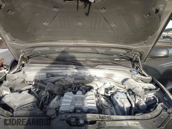 ✅ 2015 Audi Q5 Prestige • VIN: WA1WGAFPXFA047419 • Лот: 41215622. Опубликован ранее на IAAI с пробегом Не указан. Бесплатный доступ к архиву аукционных продаж из США и подробный отчёт об истории автомобиля на DreamBid. Изображение 10.