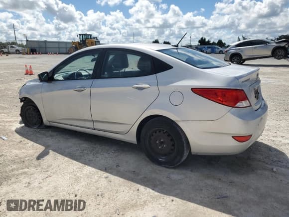 ✅ 2016 Hyundai Accent SE • VIN: KMHCT4AE1GU968466 • Лот: 72548244. Опубликован ранее на Copart с пробегом 138 676 миль. Бесплатный доступ к архиву аукционных продаж из США и подробный отчёт об истории автомобиля на DreamBid. Изображение 2.
