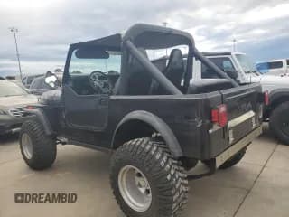 ✅ 1985 Jeep CJ • VIN: 1JCUM87AXFT139710 • Lot: 73825234. Wystawiony na Copart z przebiegiem 5 494 mil. Bezpłatny archiwum sprzedaży aukcyjnych z USA i szczegółowy raport historii pojazdu na DreamBid. Zdjęcie 2.