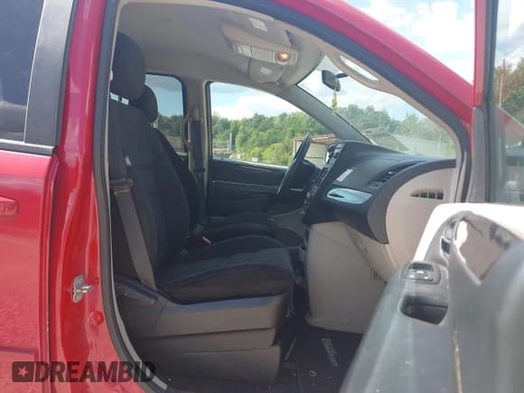 ✅ 2015 Dodge Grand Caravan SE • VIN: 2C4RDGBG0FR687445 • Лот: 43058091. Опубликован ранее на IAAI с пробегом 163 117 миль. Бесплатный доступ к архиву аукционных продаж из США и подробный отчёт об истории автомобиля на DreamBid. Изображение 5.