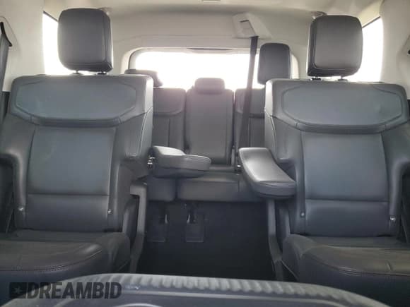 ✅ 2025 Ford Expedition Active • VIN: 1FMJU1J85SEA42622 • Лот: 92128565. Опубликован ранее на Copart с пробегом 6 130 миль. Бесплатный доступ к архиву аукционных продаж из США и подробный отчёт об истории автомобиля на DreamBid. Изображение 10.