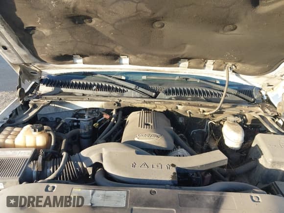 ✅ 2005 Chevrolet Tahoe LS • VIN: 1GNEC13T15R169656 • Lot: 43896635. Listed on IAAI with 261,160 mi. Free auction sales archive from the USA and detailed vehicle history report at DreamBid. Image 10.