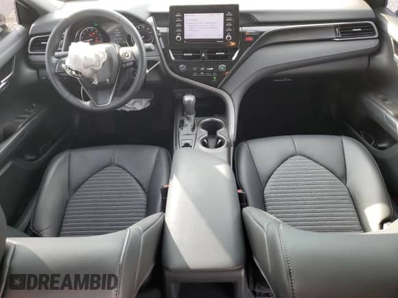 2021 Toyota Camry SE с VIN 4T1G11BK8MU026050, выставлен на аукционе Copart как лот 69176245 с пробегом 64 683 миль миль и Списание • Salvage title. История ставок и продаж доступна на DreamBid. Изображение 8.