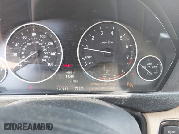 ✅ 2013 BMW 3 Series 328i xDrive • VIN: WBA3B3C51DJ811402 • Lot: 43035899. Listed on IAAI with 120,181 mi. Free auction sales archive from the USA and detailed vehicle history report at DreamBid. Image 16.