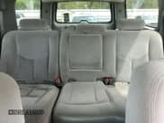 ✅ 2005 Chevrolet Suburban LS • VIN: 1GNGC26U95R167852 • Лот: 50689105. Опубликован ранее на Copart с пробегом 277 843 миль. Бесплатный доступ к архиву аукционных продаж из США и подробный отчёт об истории автомобиля на DreamBid. Изображение 10.