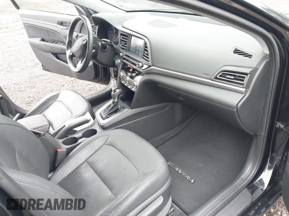 ✅ 2020 Hyundai Elantra SEL • VIN: 5NPD84LF5LH515603 • Lot: 43279931. Listed on IAAI with 22,899 mi. Free auction sales archive from the USA and detailed vehicle history report at DreamBid. Image 5.