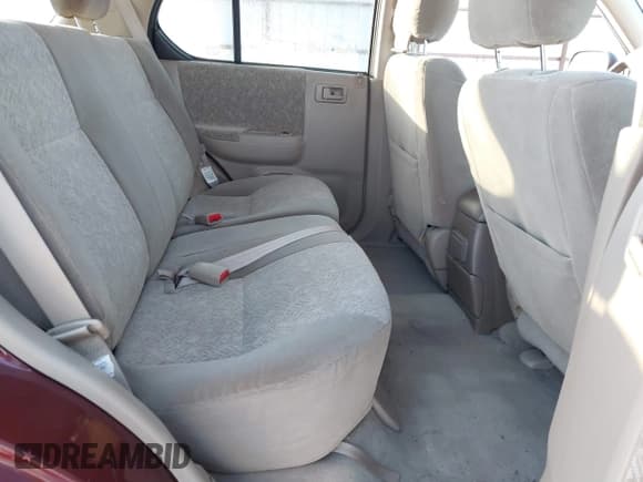 ✅ 2002 Isuzu Rodeo • VIN: 4S2DM58W124319936 • Lot: 41555285. Wystawiony na IAAI z przebiegiem 143 035 mil. Bezpłatny archiwum sprzedaży aukcyjnych z USA i szczegółowy raport historii pojazdu na DreamBid. Zdjęcie 8.