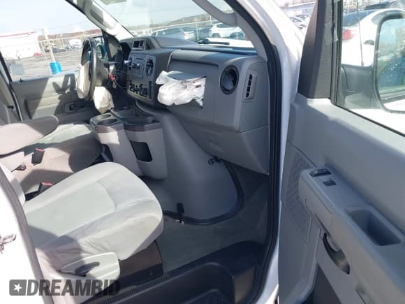 ✅ 2012 Ford Econoline Passenger XLT • VIN: 1FBSS3BLXCDA76791 • Lot: 43721429. Listed on IAAI with 148,178 mi. Free auction sales archive from the USA and detailed vehicle history report at DreamBid. Image 5.