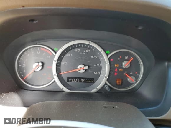 ✅ 2008 Honda Pilot VP • VIN: 5FNYF28268B011052 • Лот: 81266885. Опубликован ранее на Copart с пробегом 176 623 миль. Бесплатный доступ к архиву аукционных продаж из США и подробный отчёт об истории автомобиля на DreamBid. Изображение 9.