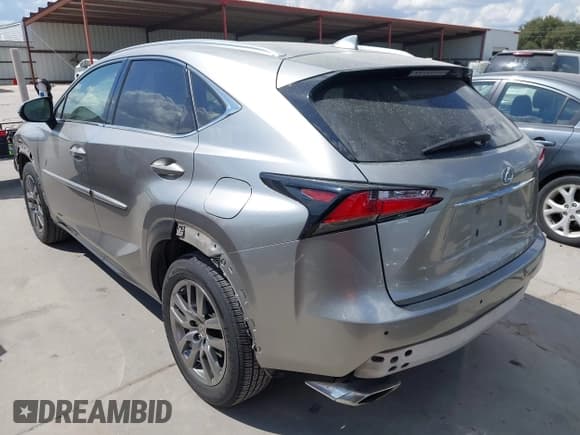 ✅ 2015 Lexus NX 200t • VIN: JTJYARBZ6F2017184 • Lot: 43388256. Wystawiony na IAAI z przebiegiem 101 887 mil. Bezpłatny archiwum sprzedaży aukcyjnych z USA i szczegółowy raport historii pojazdu na DreamBid. Zdjęcie 3.
