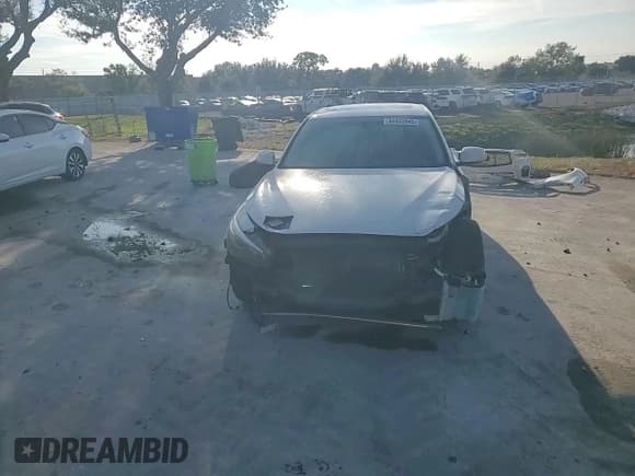 ✅ 2014 Infiniti Q50 Premium • VIN: JN1BV7AP0EM681066 • Lot: 94933945. Listed on Copart with 112,213 mi. Free auction sales archive from the USA and detailed vehicle history report at DreamBid. Image 14.