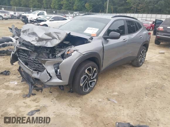 2024 Chevrolet Trax 2RS с VIN KL77LJE22RC051983, выставлен на аукционе IAAI как лот 43287337 с пробегом 16 269 миль миль и . История ставок и продаж доступна на DreamBid. Изображение 2.