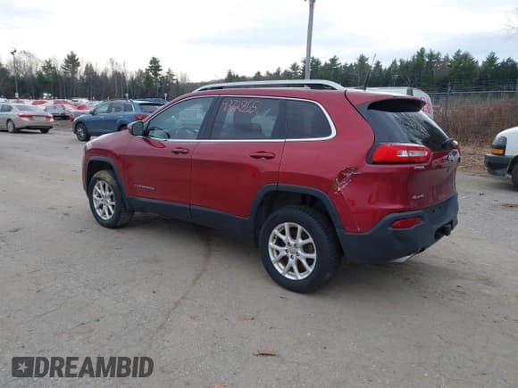 ✅ 2016 Jeep Cherokee Latitude • VIN: 1C4PJMCS9GW263739 • Lot: 43728551. Listed on IAAI with 171,452 mi. Free auction sales archive from the USA and detailed vehicle history report at DreamBid. Image 3.