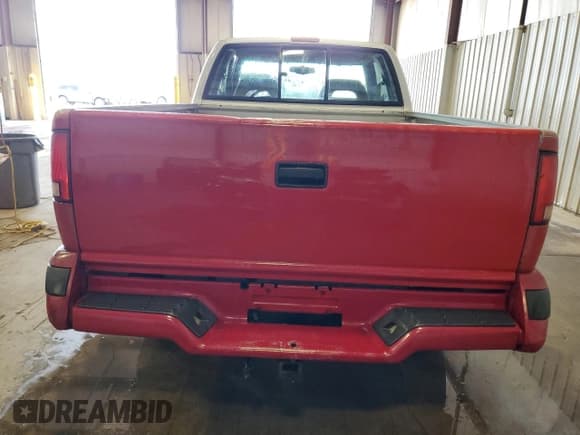 ✅ 1995 Chevrolet S-10 LS • VIN: 1GCDT19W6SK117689 • Лот: 57763125. Опубликован ранее на Copart с пробегом 162 944 миль. Бесплатный доступ к архиву аукционных продаж из США и подробный отчёт об истории автомобиля на DreamBid. Изображение 6.