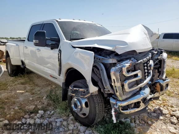 ✅ 2024 Ford F-350 XL • VIN: 1FT8W3DM9RED00619 • Лот: 66004645. Опубликован ранее на Copart с пробегом 92 882 миль. Бесплатный доступ к архиву аукционных продаж из США и подробный отчёт об истории автомобиля на DreamBid. Изображение 4.