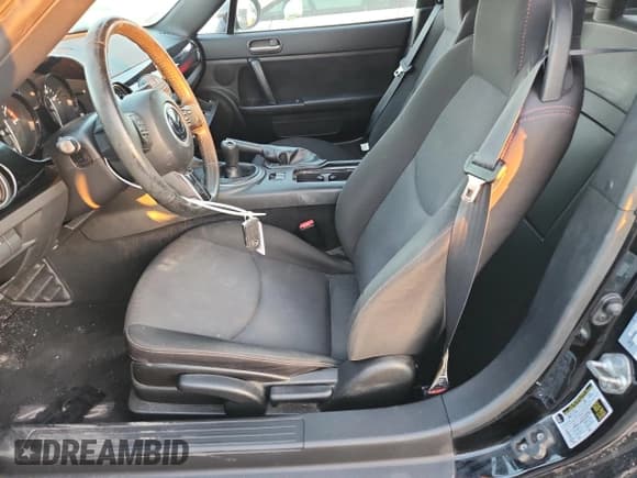 ✅ 2013 Mazda MX-5 Miata Club • VIN: JM1NC2MF5D0233319 • Lot: 82054395. Listed on Copart with 35,300 mi. Free auction sales archive from the USA and detailed vehicle history report at DreamBid. Image 7.