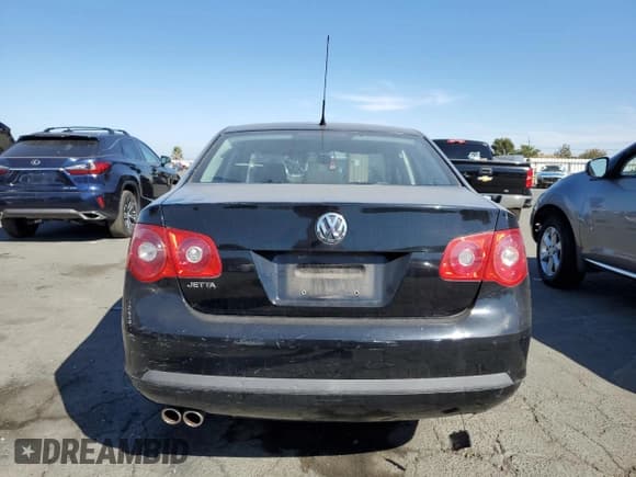 ✅ 2007 Volkswagen Jetta • VIN: 3VWGG71K17M109090 • Лот: 71878894. Опубликован ранее на Copart с пробегом 52 763 миль. Бесплатный доступ к архиву аукционных продаж из США и подробный отчёт об истории автомобиля на DreamBid. Изображение 6.