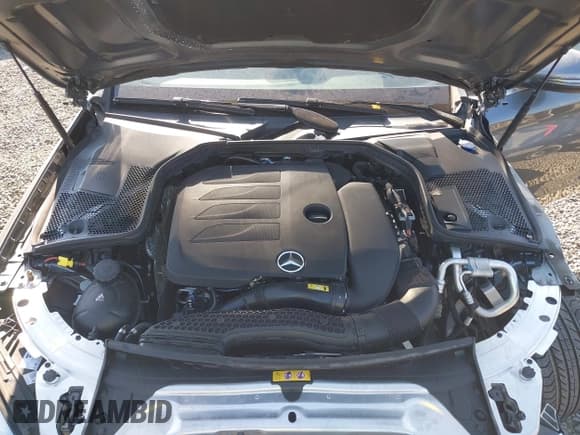 ✅ 2020 Mercedes-Benz C 300 • VIN: WDDWF8DB1LR525710 • Lot: 43273502. Listed on IAAI with 40,167 mi. Free auction sales archive from the USA and detailed vehicle history report at DreamBid. Image 10.