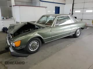 ✅ 1974 Mercedes-Benz SLC • VIN: 10702412005861 • Lot: 84430165. Listed on Copart with 82,578 mi. Free auction sales archive from the USA and detailed vehicle history report at DreamBid. Image 1.
