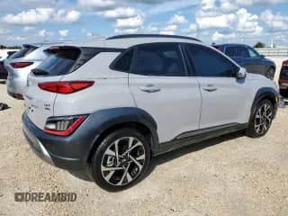 ✅ 2023 Hyundai Kona Limited • VIN: KM8K5CA33PU049261 • Лот: 74014884. Опубликован ранее на Copart с пробегом Не указан. Бесплатный доступ к архиву аукционных продаж из США и подробный отчёт об истории автомобиля на DreamBid. Изображение 3.