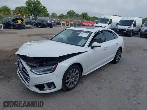 ✅ 2020 Audi A4 Premium • VIN: WAUGMAF49LA044903 • Lot: 42391237. Wystawiony na IAAI z przebiegiem Nie podano. Bezpłatny archiwum sprzedaży aukcyjnych z USA i szczegółowy raport historii pojazdu na DreamBid. Zdjęcie 2.