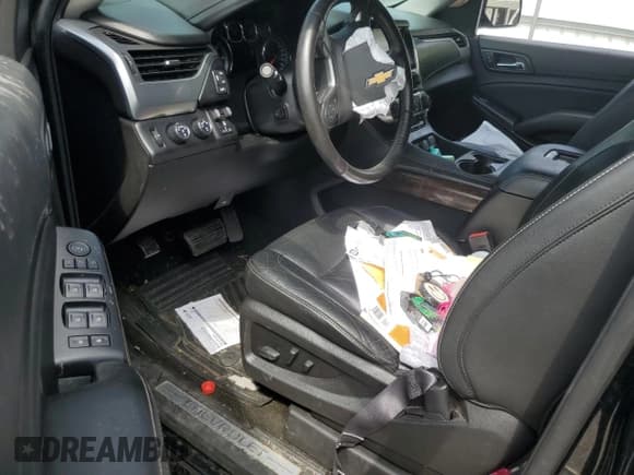 ✅ 2016 Chevrolet Tahoe LT • VIN: 1GNSKBKC1GR463445 • Lot: 66378295. Wystawiony na Copart z przebiegiem 121 375 mil. Bezpłatny archiwum sprzedaży aukcyjnych z USA i szczegółowy raport historii pojazdu na DreamBid. Zdjęcie 8.