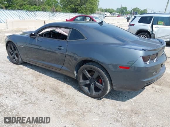 ✅ 2011 Chevrolet Camaro 1LT • VIN: 2G1FB1ED3B9144360 • Lot: 42453582. Listed on IAAI with 144,838 mi. Free auction sales archive from the USA and detailed vehicle history report at DreamBid. Image 3.